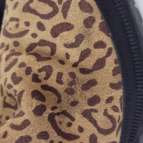 Lucky Brand Ellerey Leopard Print Suede Block Heel Lug Sole Chelsea Boots - Picture 8 of 11